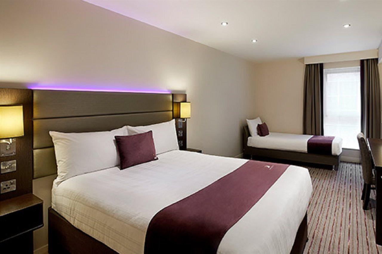 Premier Inn Glasgow Airport Paisley Eksteriør bilde